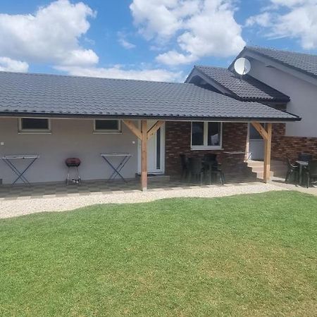 Alexej Apartmany Veľký Meder 外观 照片
