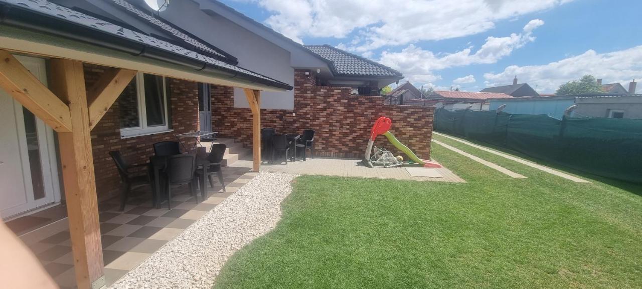 Alexej Apartmany Veľký Meder 外观 照片